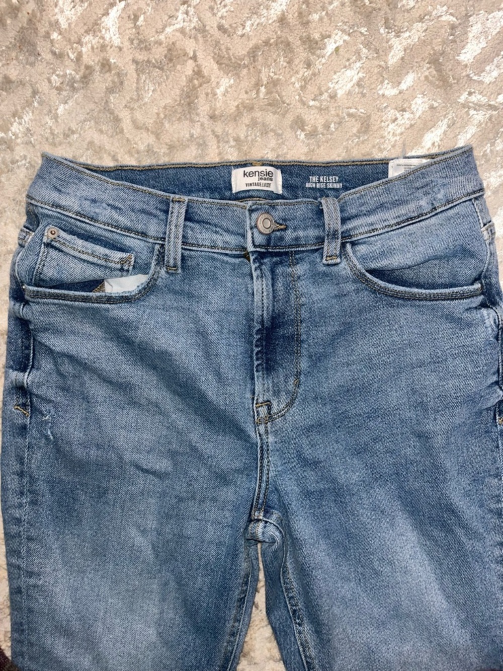 Kensie Women's Blue Skinny Jeans with Raw Hem size 8 - Picture 3 of 5